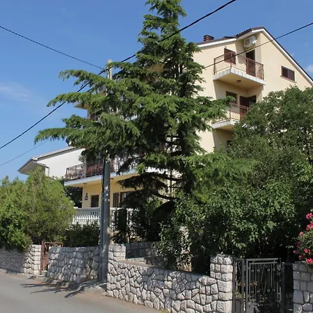 Apartman With A Parking Space - 6567 *