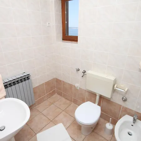 Appartement With A Parking Space - 6567 Novi Vinodolski