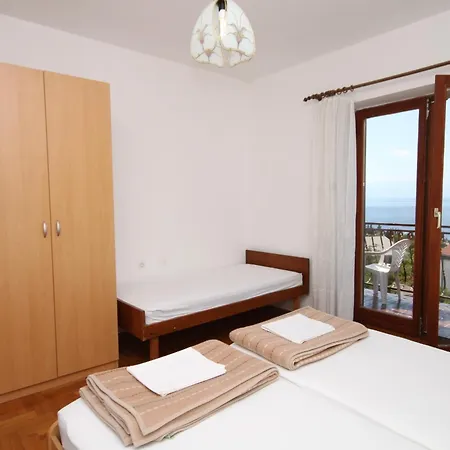 With A Parking Space - 6567 Appartement