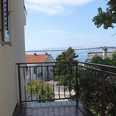 With A Parking Space - 6567 Apartman Novi Vinodolski