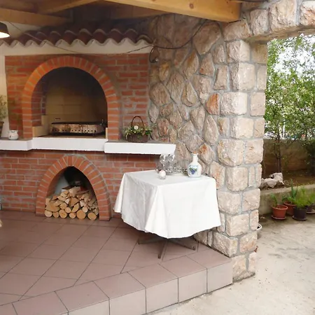 With A Parking Space - 6567 * نوفي فينودولسكي