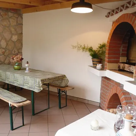 With A Parking Space - 6567