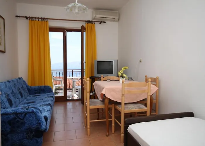 With A Parking Space - 6567 Apartman