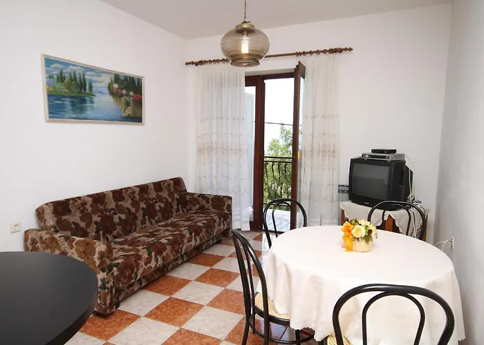 With A Parking Space - 6567 Apartment Novi Vinodolski