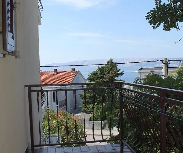 With A Parking Space - 6567 Apartman Novi Vinodolski